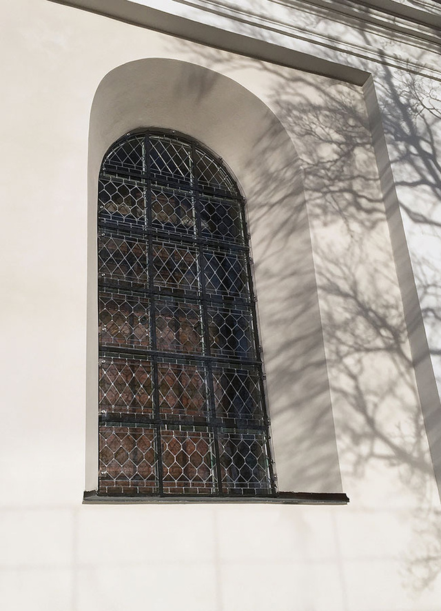 Hammerglass als Schutz für Kirchenfenster